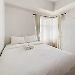Modern & Gorgeous 2Br Apartment At Newton Residence By Travelio